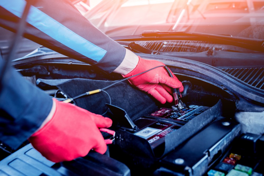 Remplacement batterie et alternateur - Réseau Cars