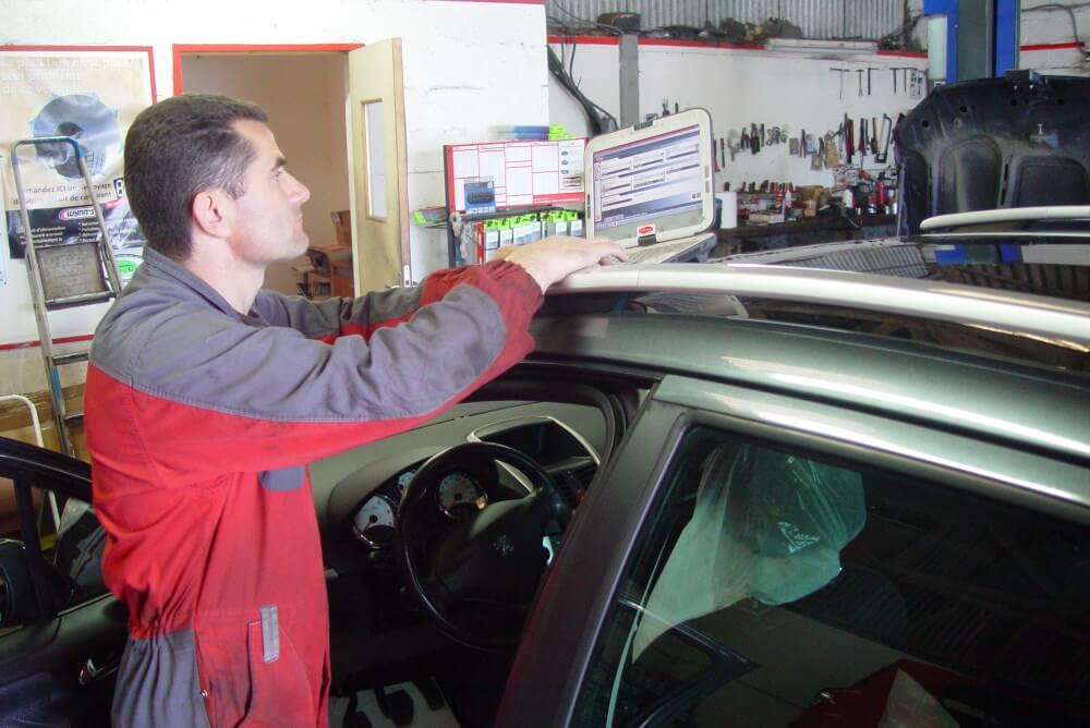 Identification des pannes auto - Garages Normandie