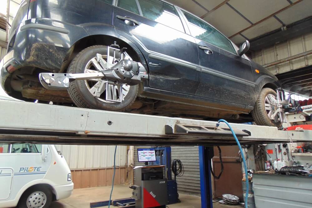 Réglage parallélisme voiture - Garages Car's Normandie